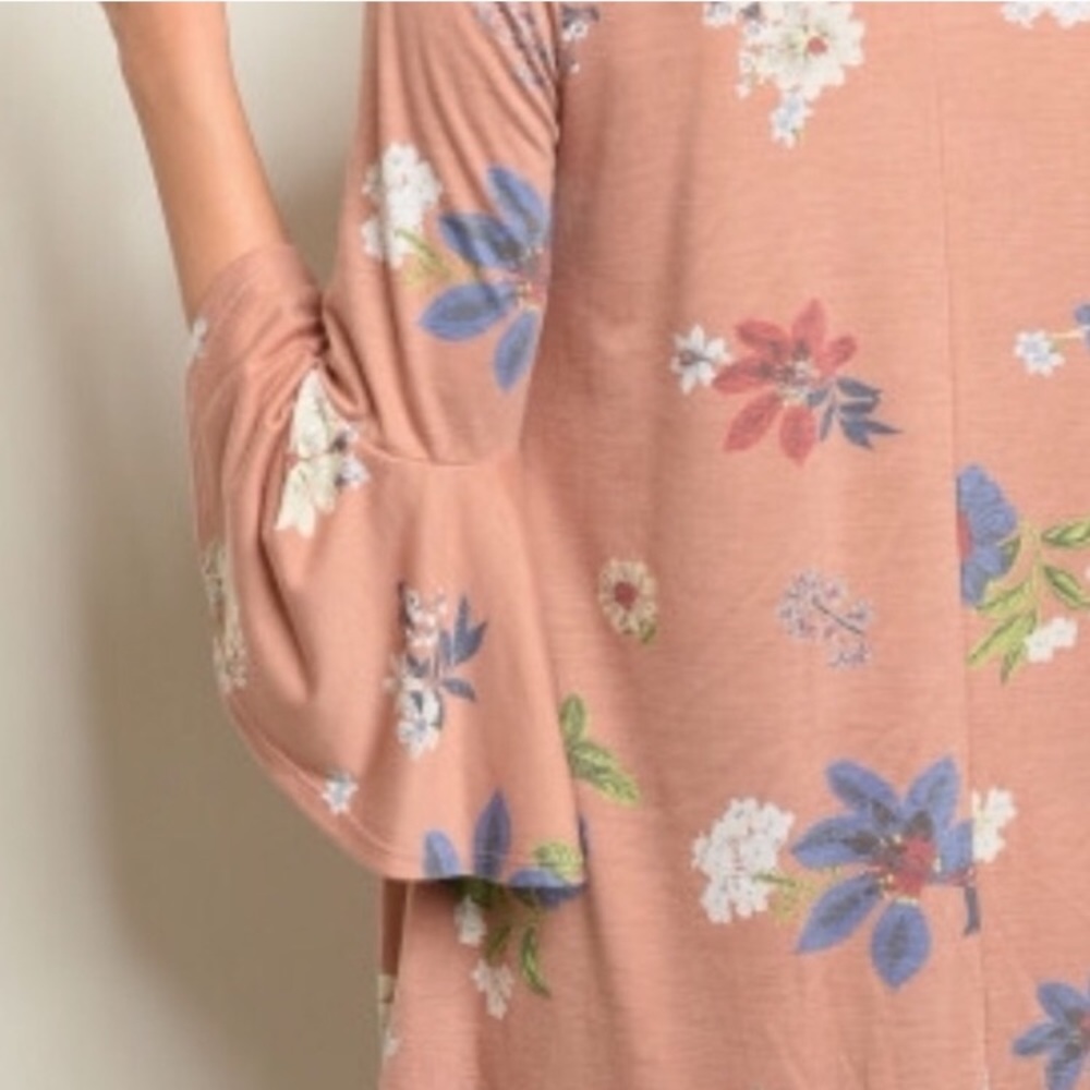 NWT! Blush Pink & Floral Print Bell Sleeve Dress - Picture 4 of 7